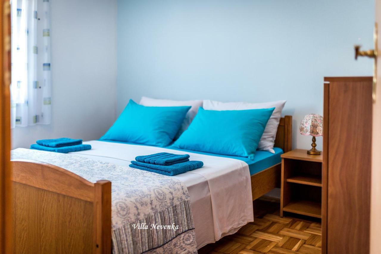 Apartments Villa Nevenka Rogoznica  Bagian luar foto